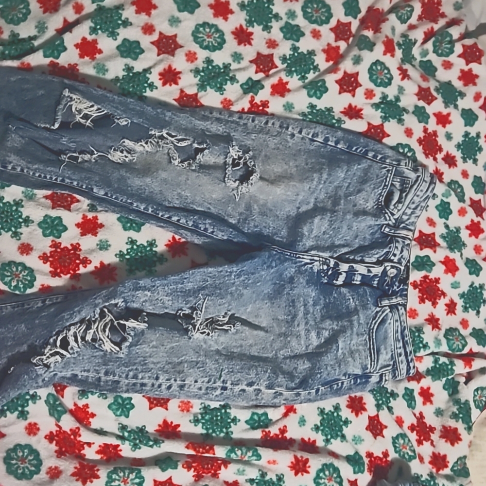 Ripped jeans